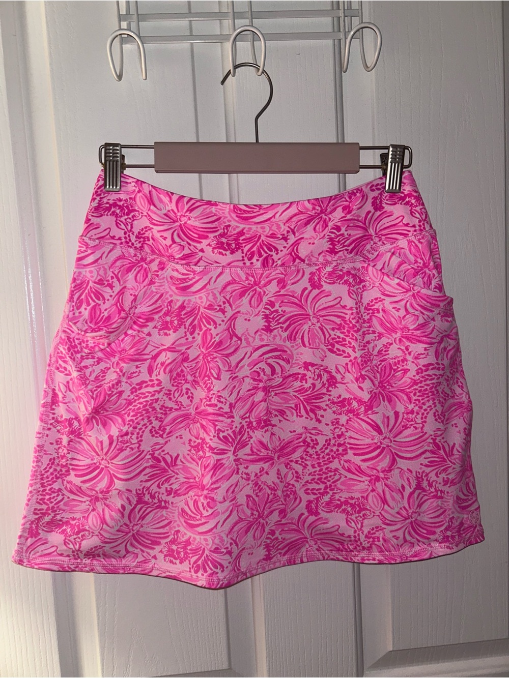 Lilly Pulitzer Luxletic Maryana Skort Size S Pink Blossom Foxy Llama Golf Tennis